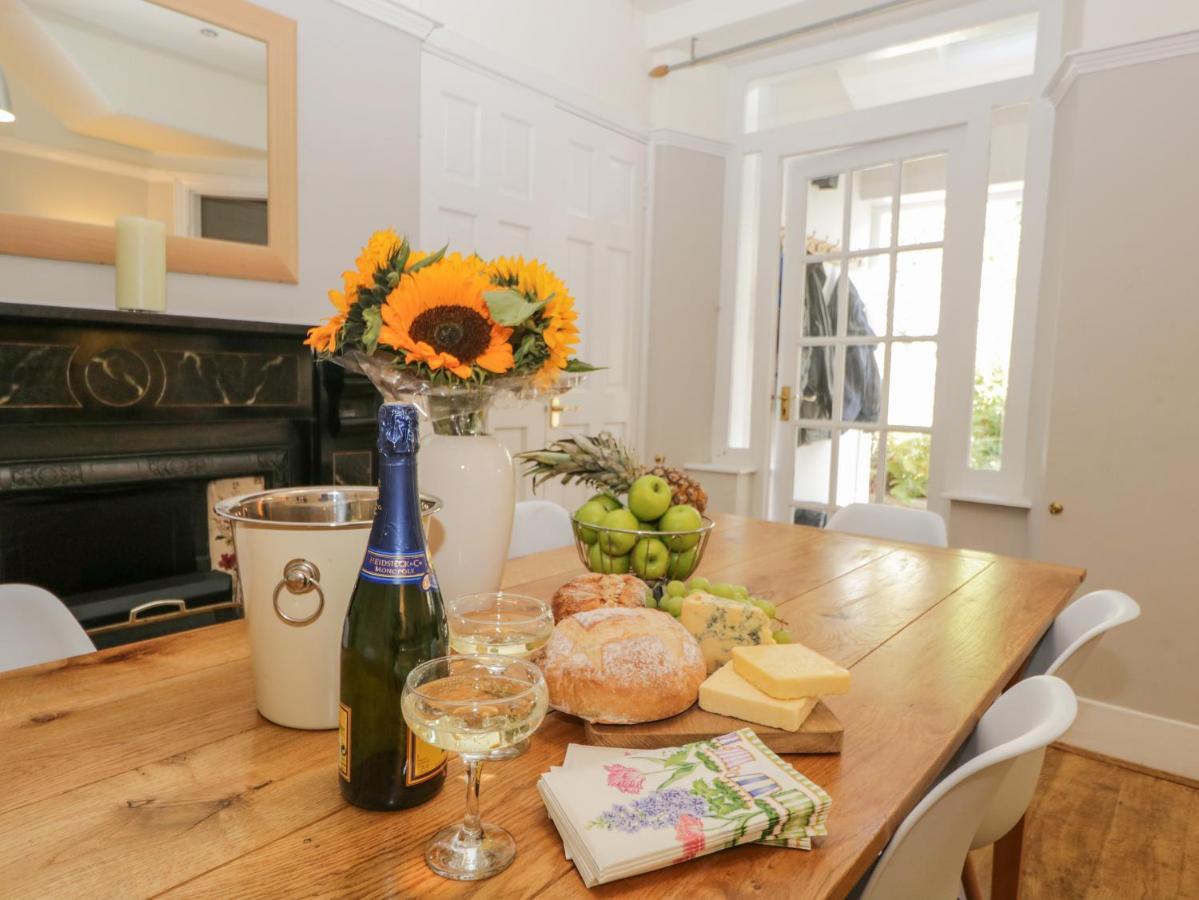 Gillercombe Villa Bowness-on-Windermere Bagian luar foto